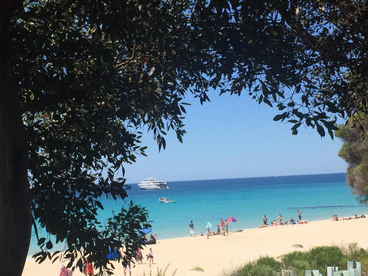 לינה וארוחת בוקר דנסבורו Eagle Bay House מראה חיצוני תמונה