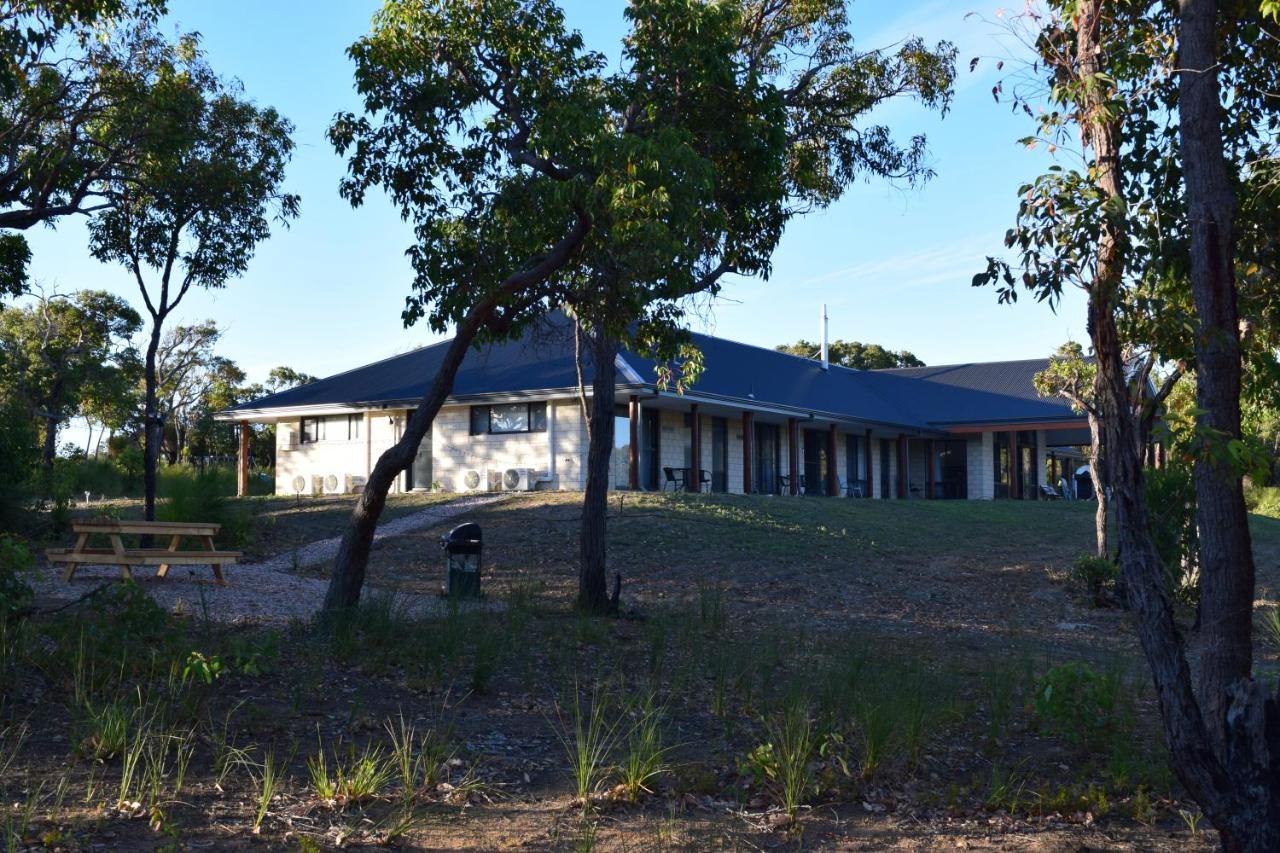לינה וארוחת בוקר דנסבורו Eagle Bay House מראה חיצוני תמונה