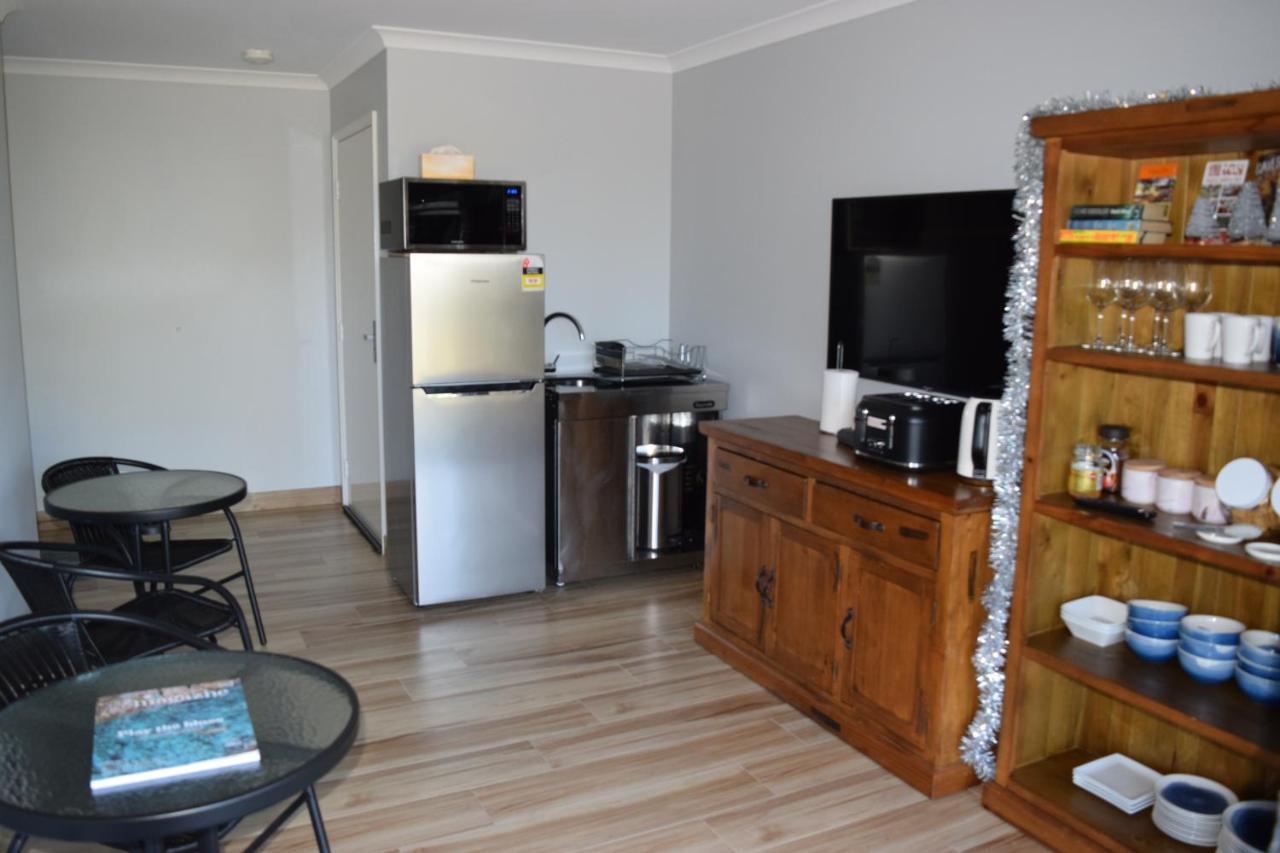 לינה וארוחת בוקר דנסבורו Eagle Bay House מראה חיצוני תמונה